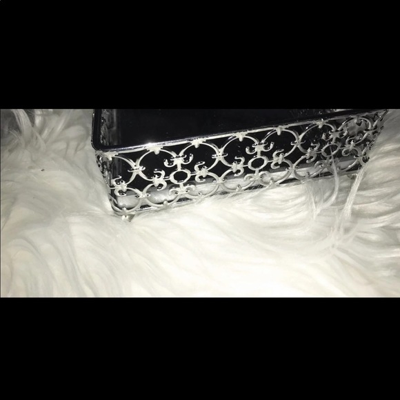 Vanity Tray | Silver Mirror Tray - Picture 2 of 11